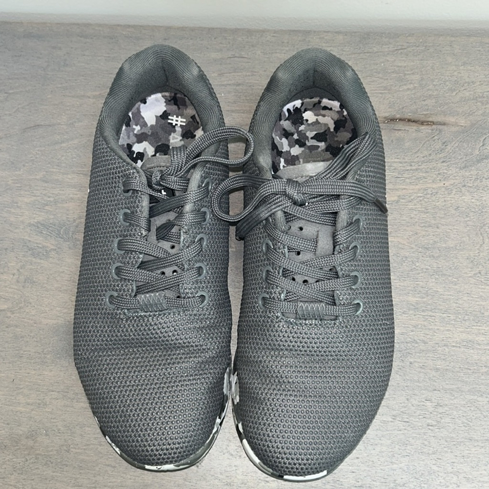 No Bull: Women's Dark Gray Sneakers:Size 7.5 - Picture 3 of 5